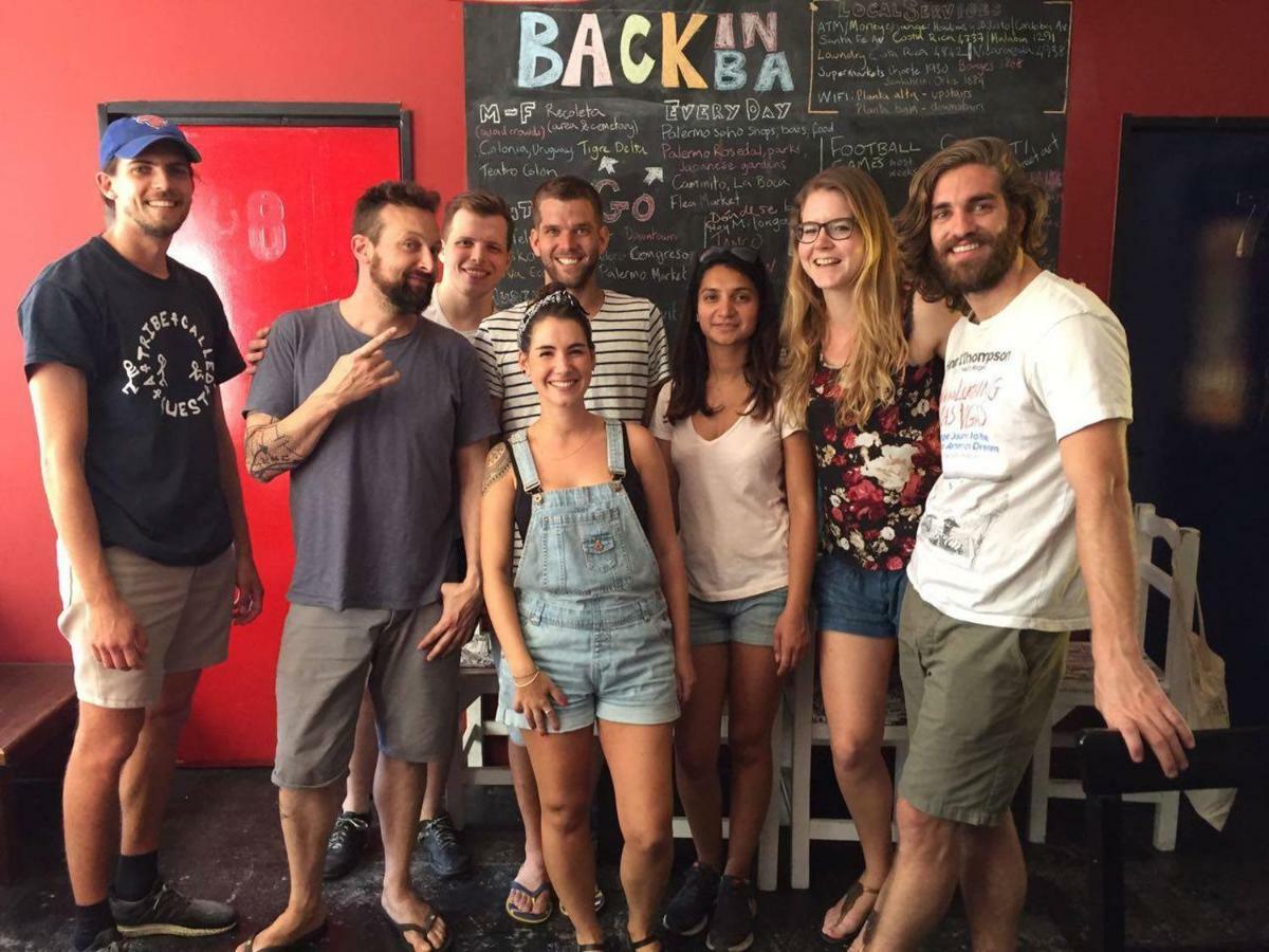 Back In Ba Hostel Buenos Aires Bagian luar foto